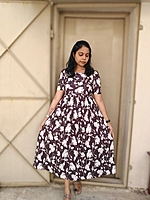 Cotton: Black Floral 'Pearl' (Feeding)