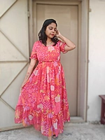 Georgette: Pink Garden (Feeding)