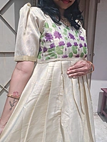 Tissue Silk 'Anvitha Purple' Onam collection (Feeding)