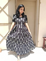 Cotton: Black Dancing Doll (Non Feeding)