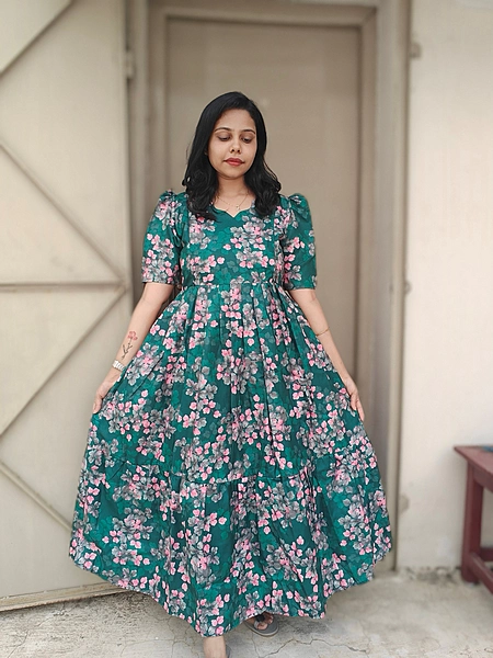 Cotton Flex: Green Meadow dress (Feeding)