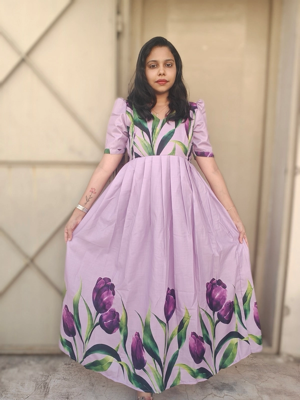 Cotton Blended: Purple 'Tulips' Feeding maxi