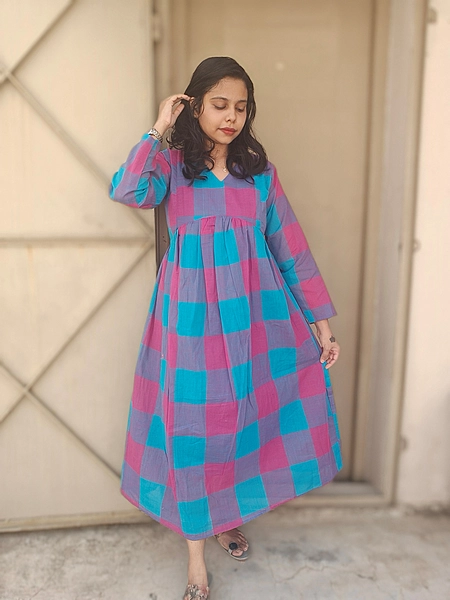 Cotton Blended: Alia Cut 'Madras checks' Blue (Feeding)