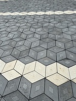 PM172: PRISM PAVING BLOCK