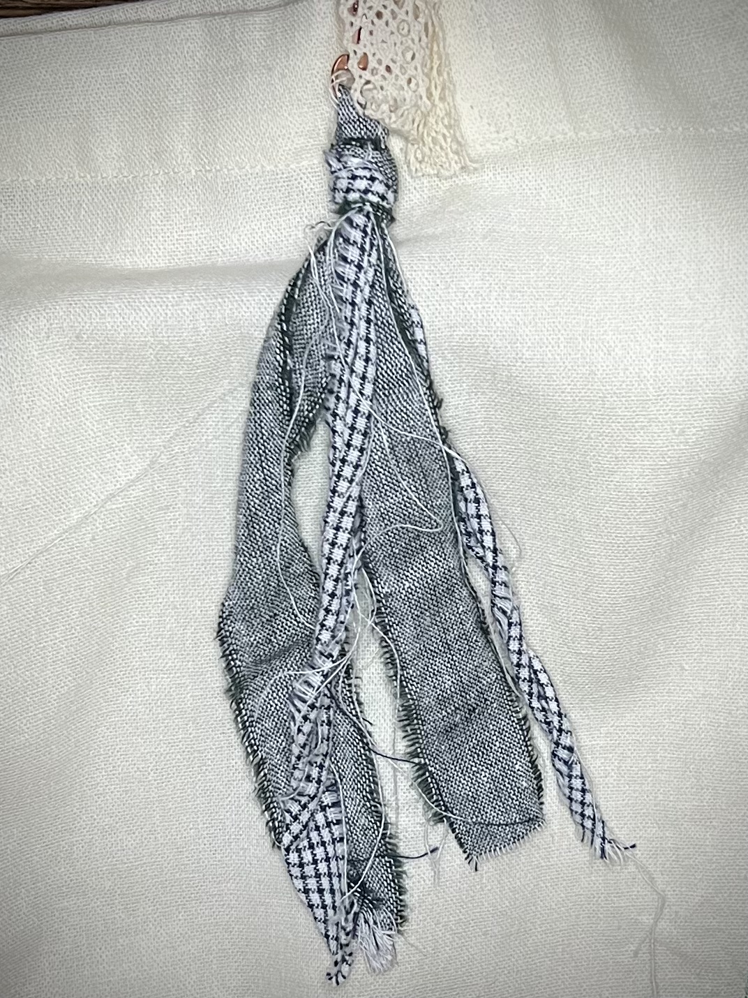 Fabric Bag Tassel Random Fabric Bag Tassel Random