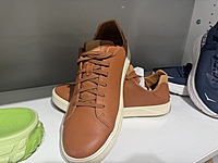 Branded SHOES Truckload