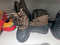 Branded SHOES Truckload