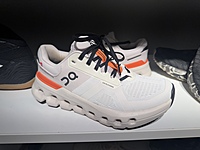 Branded SHOES Truckload