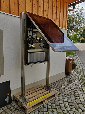 destination.kiosk 49-Zoll OUTDOOR - Hochformat inkl. Standfüße destination.kiosk 49-Zoll OUTDOOR - Hochformat inkl. Standfüße