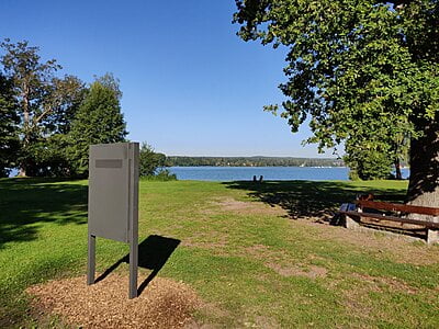 destination.kiosk 49-Zoll OUTDOOR - Hochformat inkl. Standfüße destination.kiosk 49-Zoll OUTDOOR - Hochformat inkl. Standfüße