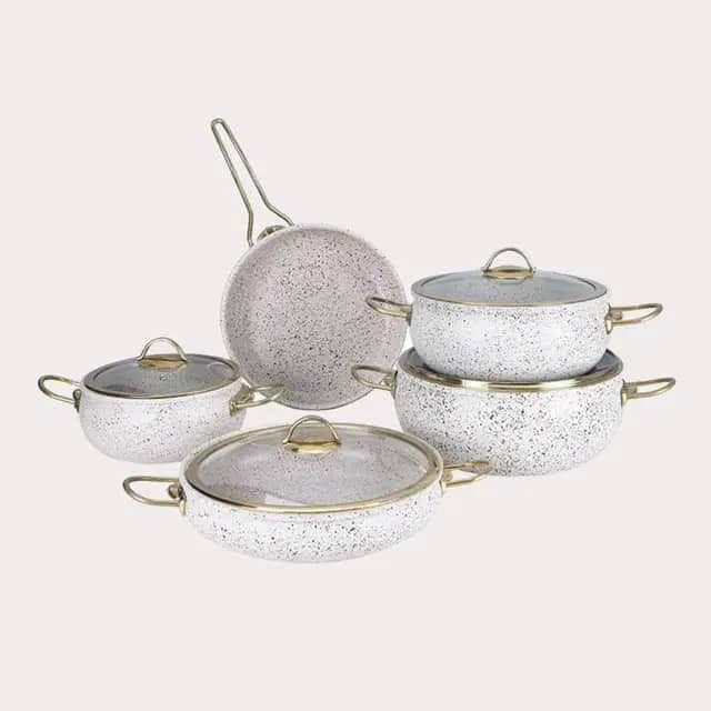 LUXURY SET OF 4 POTS 1 FRYPAN