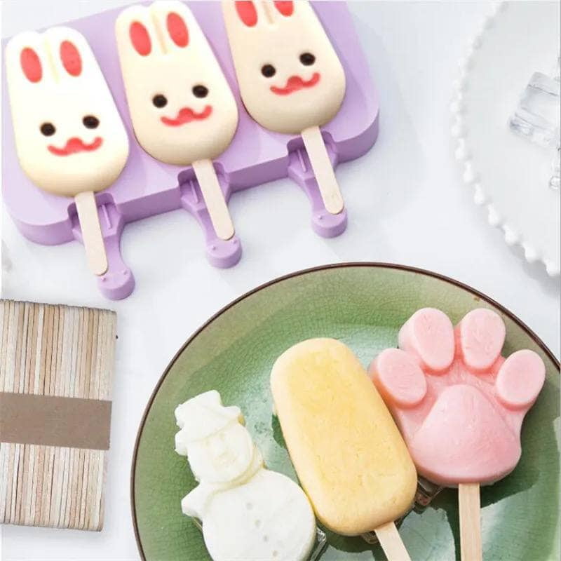 3 HOLES SILICON CARTOON ICE MAKER ICE MOULD