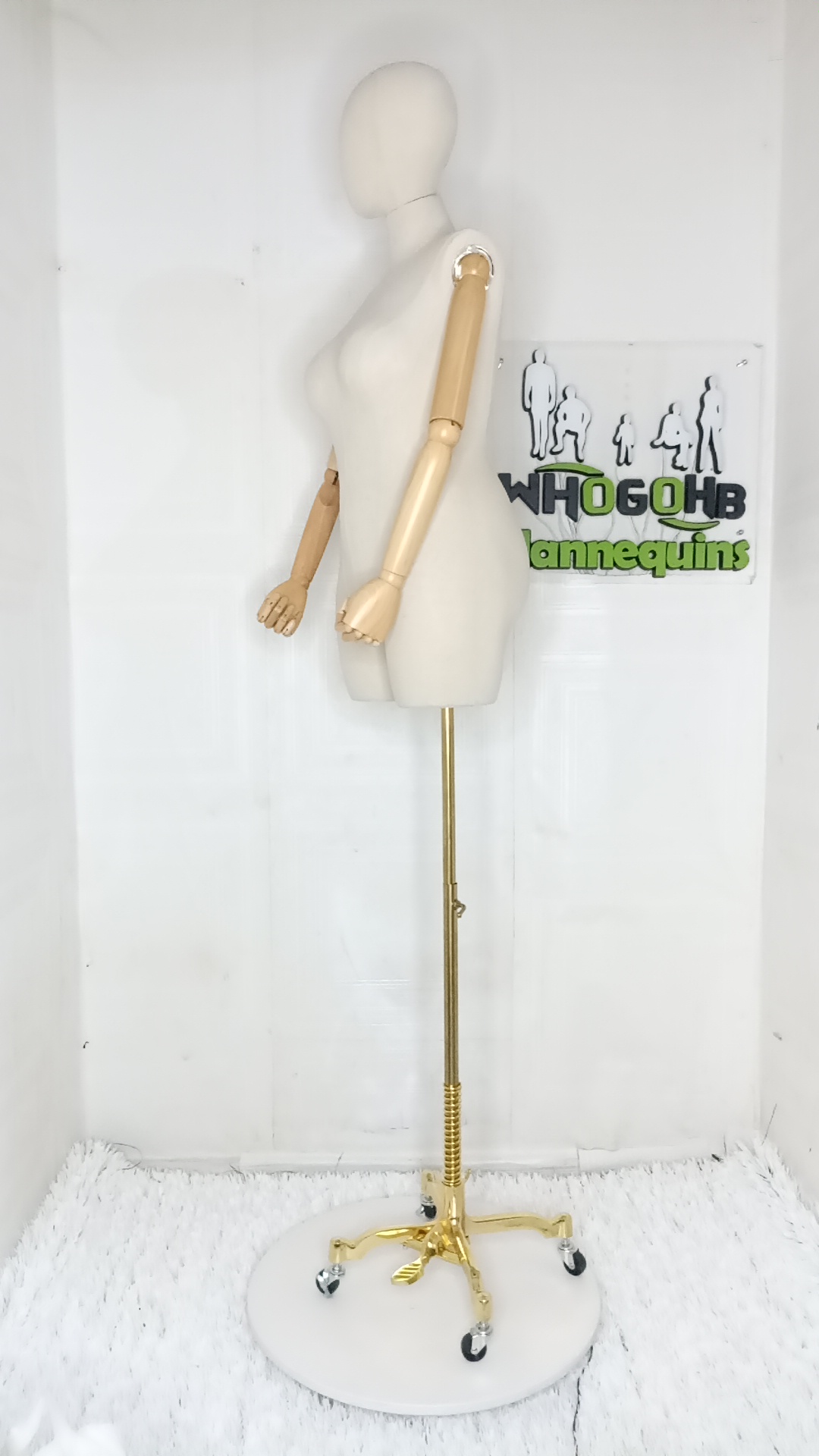 Size 14/16 Mummy of Lagos Plus Size Female Dressform Mannequin Fully Pinnable