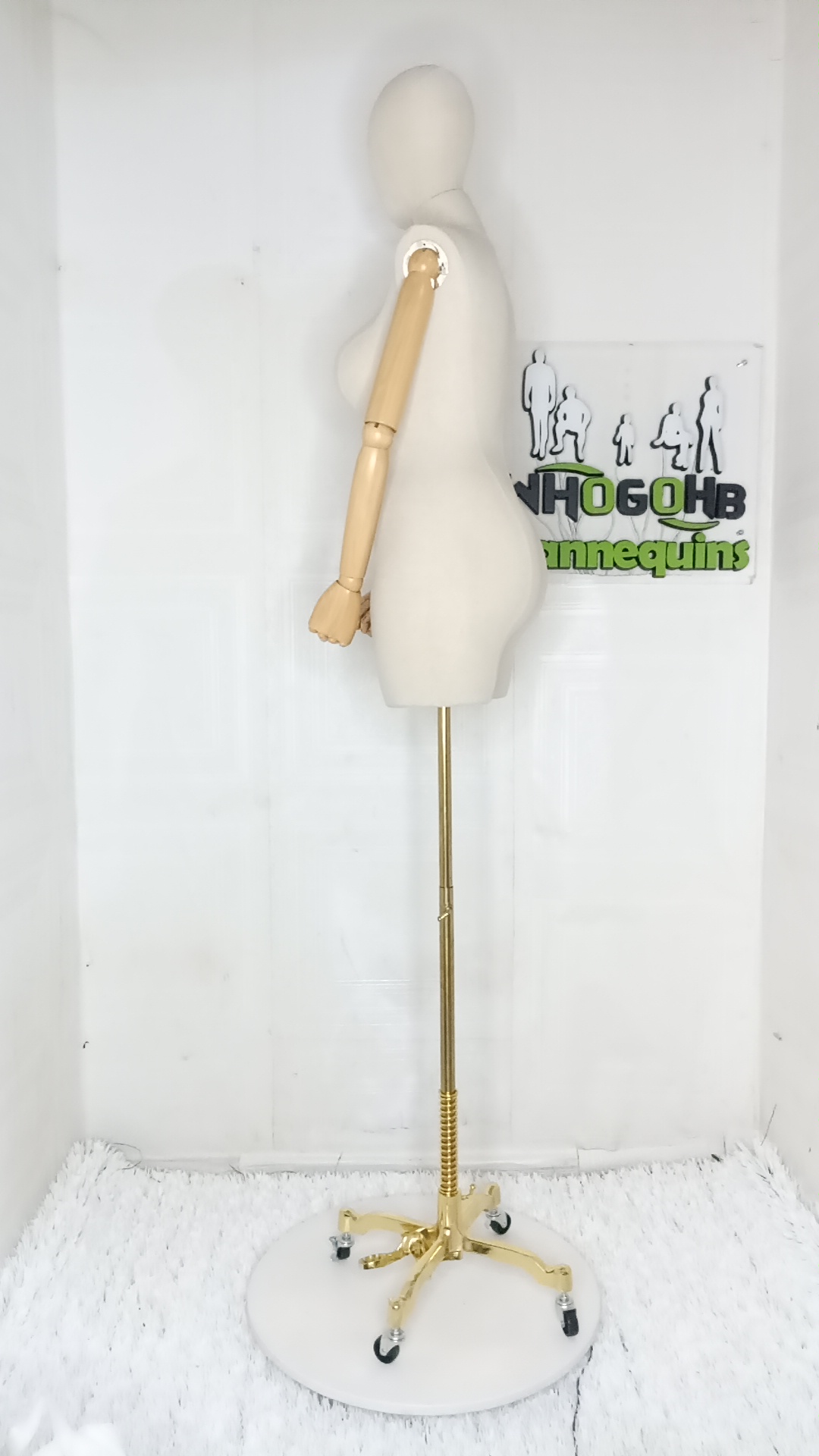 Size 14/16 Mummy of Lagos Plus Size Female Dressform Mannequin Fully Pinnable