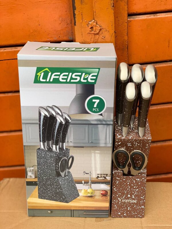 LIFEISLE 7 PIECES KNIVES SET WITH WOODWN STAND
