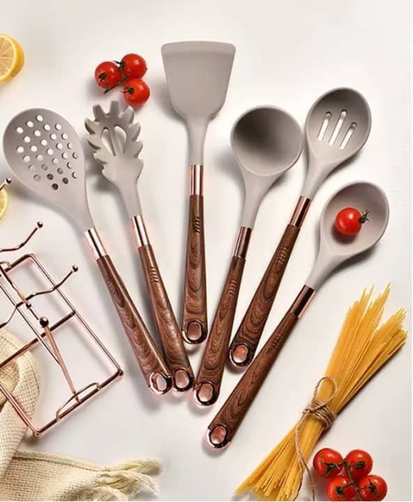 CLASSY 6 PIECES SILICONE COOKING SPOON SET