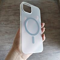 White Frosted Magsafe Case