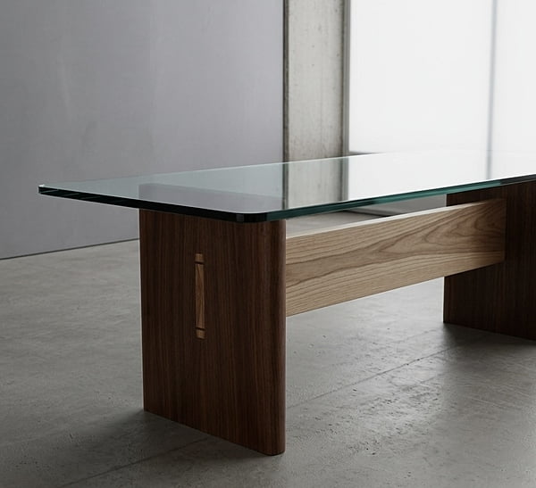 Concept Dining Table
