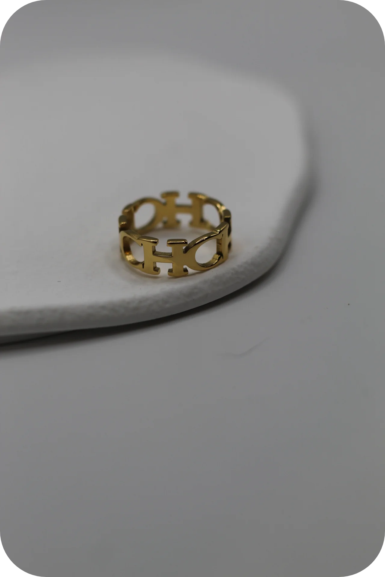 Carolina Herrera Ring