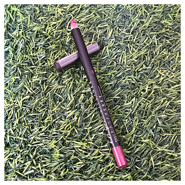 L.A. Girl Lip Liner Pencil - raspberry