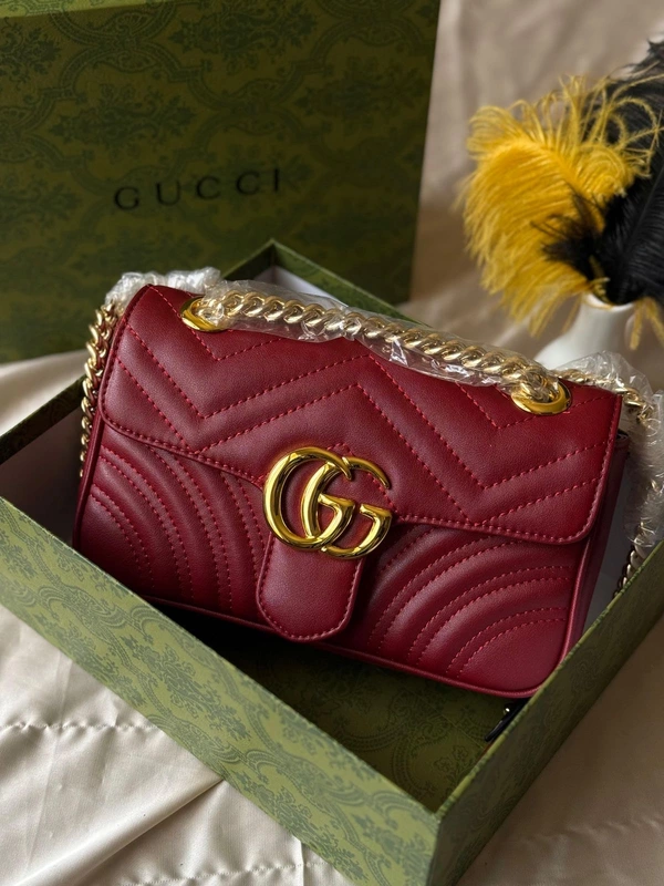 GUCCI SHOULDER SMALL BAG