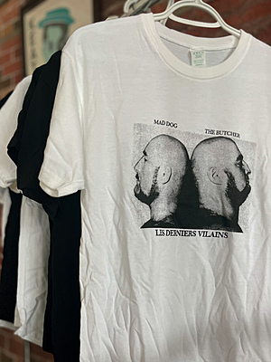 T-shirt Les derniers vilains