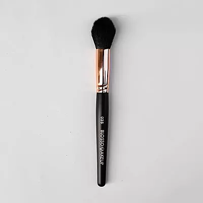 BLOSSOM BLUSH BRUSH 35