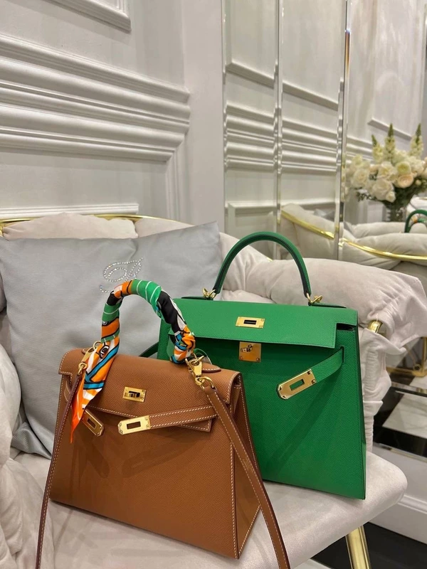 HERMÈS KELLY CUIR