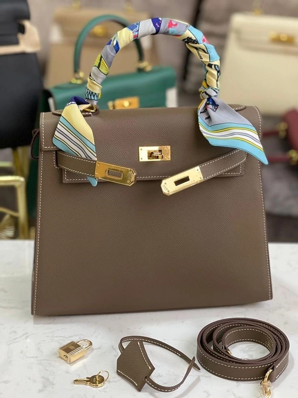 HERMÈS KELLY CUIR