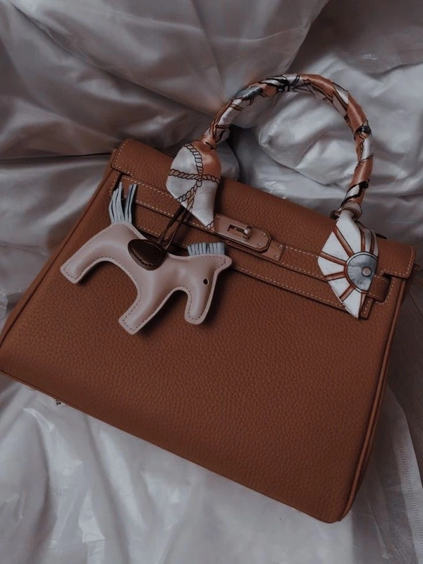 HERMÈS KELLY CUIR