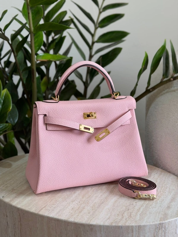 HERMÈS KELLY CUIR