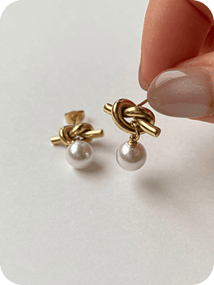 Pearl Knots