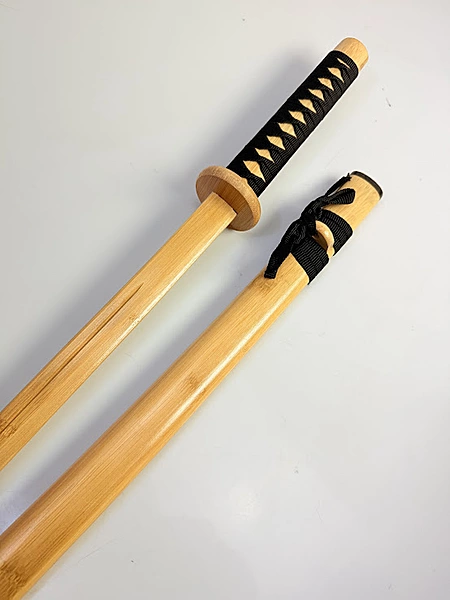 Bokken Con Saya