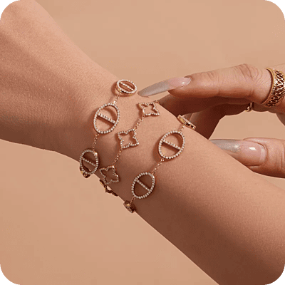 Delicate Zircons Clover Bracelet