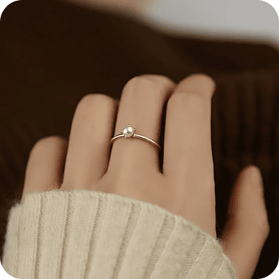 Delicate Pearl Ring 