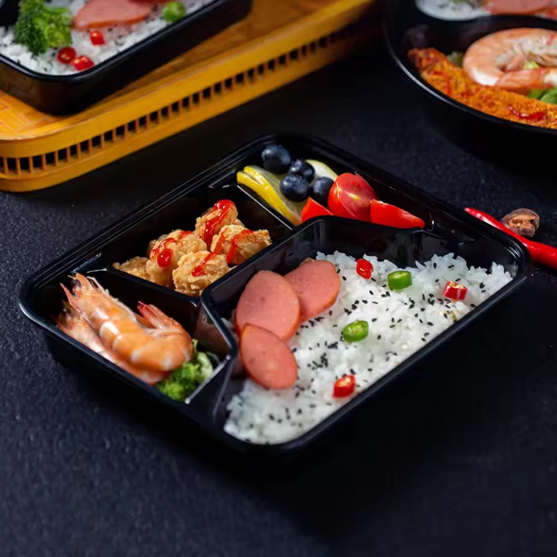 4 COMPARTMENT BLACK PACK WITH LID