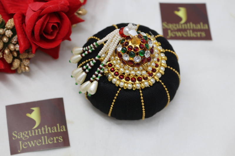 Andal Kondai - Traditional Kempstones Hair Accessory