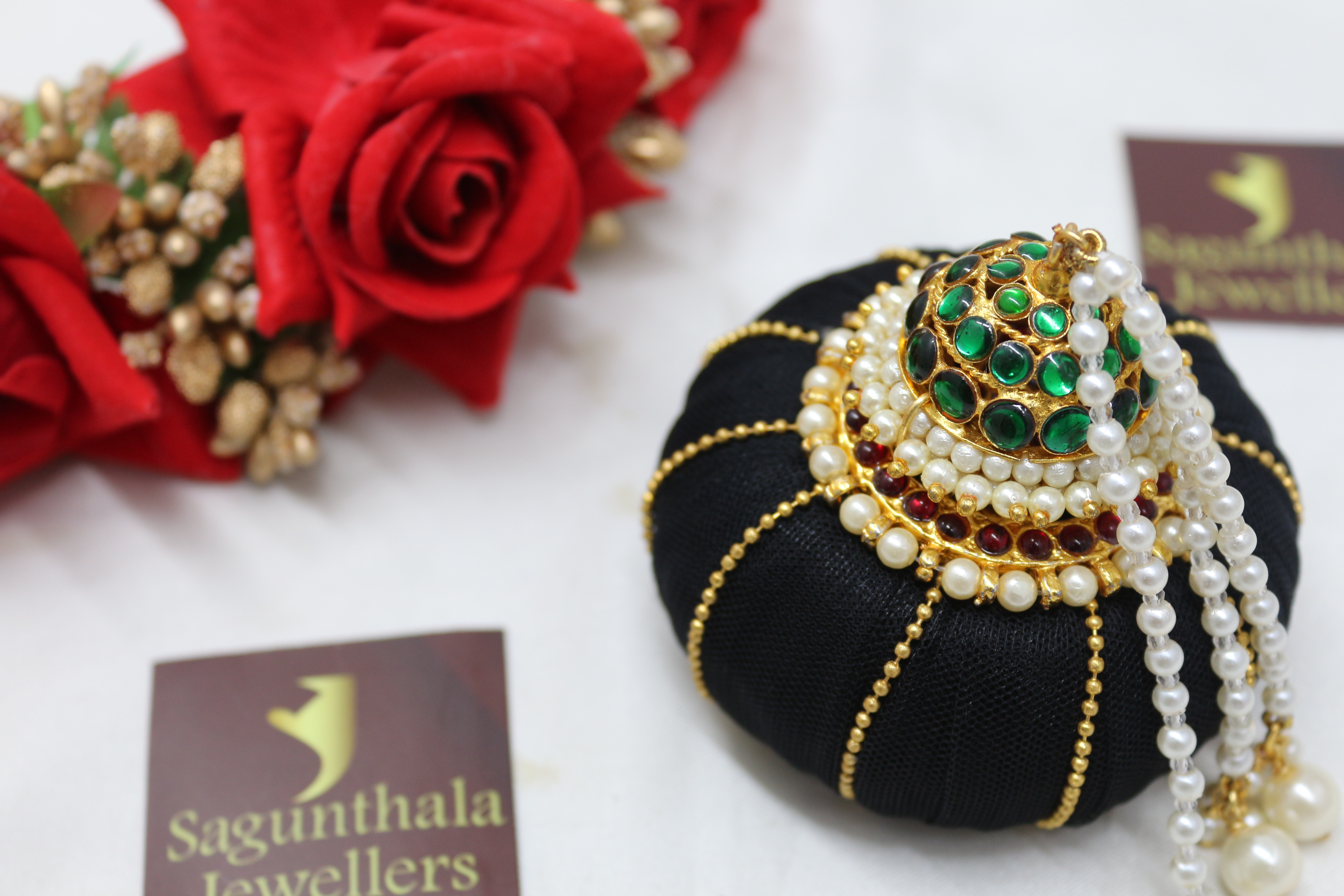 ANDAL KONDAI (green stone)