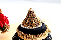 Andal Kondai - One Gram Antique Gold & Real Kempstones Goddess Lakshmi Inspired Pattern