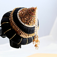 Andal Kondai - One Gram Antique Gold & Real Kempstones Goddess Lakshmi Inspired Pattern