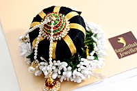Andal Kondai - Traditional Red & Green Kempstones Hair Accessory