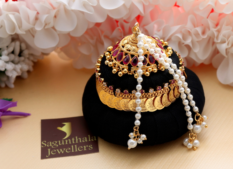 Andal Kondai - Ethnic Ornate Original Kempstones Goddess Lakshmi inspired Hair Accessory