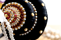 Andal Kondai - Red kempstones & White Stones Ornate Kempstones Ethnic Hair Accessory