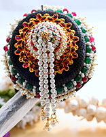 Andal Kondai - Kempstones & Agate Exclusive & Ethnic Ornamental Finish Hair Accessory