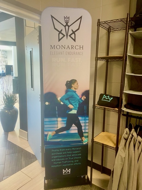 Tension Fabric Banner Stand 24x 90" Tension Fabric Banner Stand 24x 90"