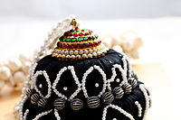 Andal Kondai - Kempstones & White Pearls Traditional Hair Accessory