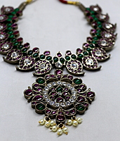 Margam Temple Jewellery โ Black Antique Finish Copper Base & Real Kempstones - Mango Pattern Necklace