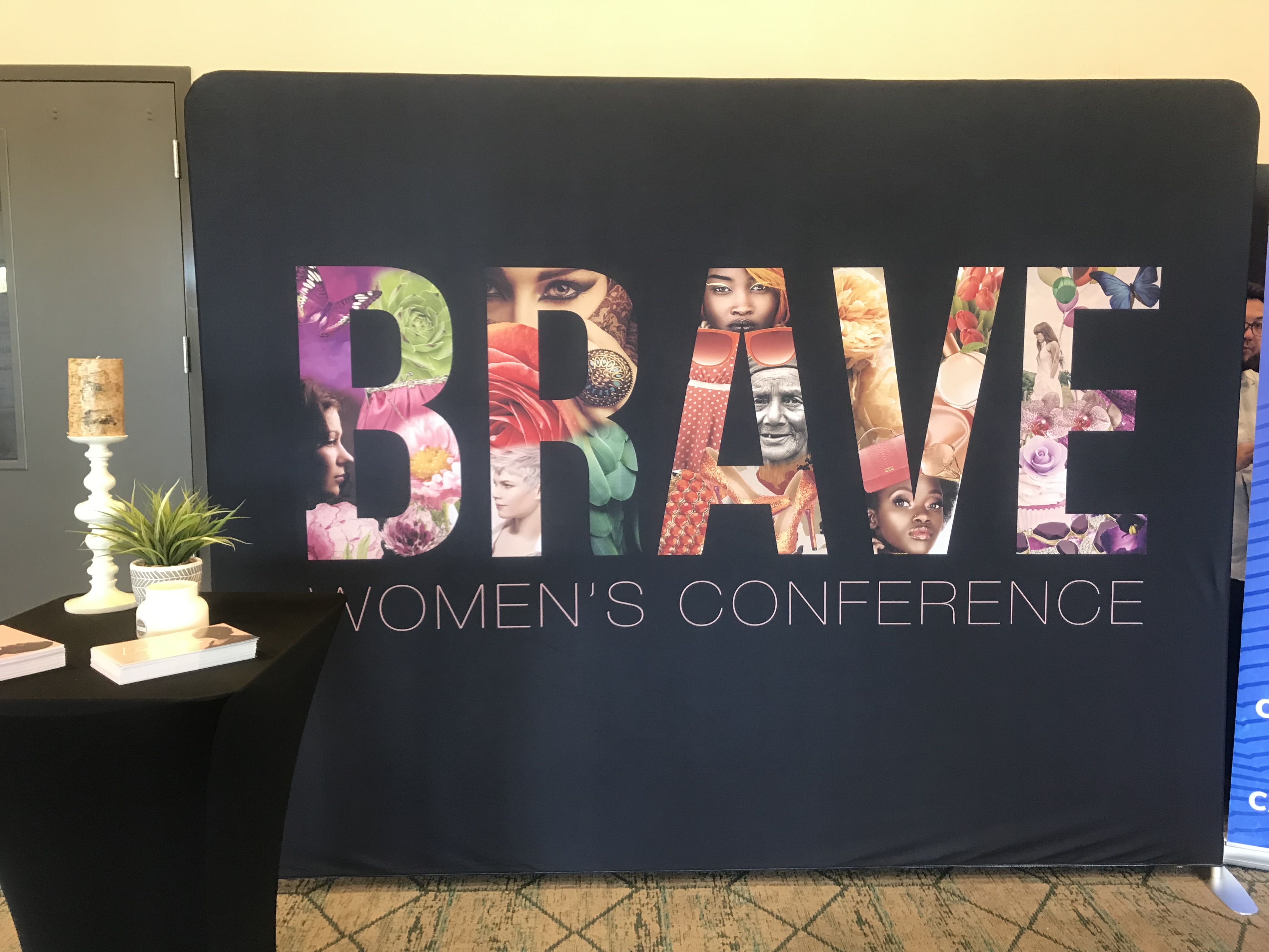 10ft Tension Fabric Backdrop (Single or Double Side Print) 10ft Tension Fabric Backdrop (Single or Double Side Print)