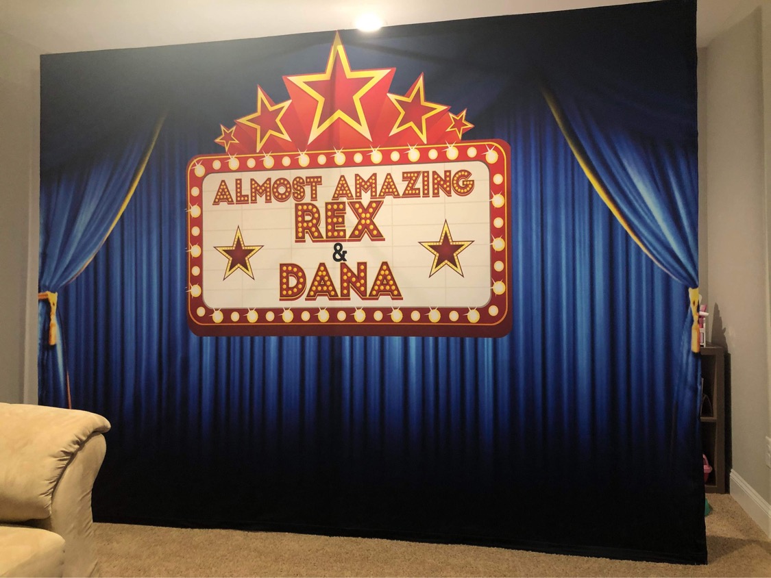 10ft Pop Up Backdrop w/endcaps 10ft Pop Up Backdrop w/endcaps