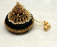 Matte Antique Gold Finish Andal Kondai with Real Kempstones – Ethnic Hair Accessory